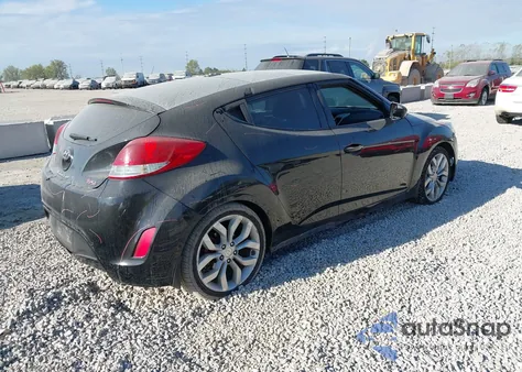 2012 Hyundai Veloster Base W/Red/Black из США, поврежденный, VIN KMHTC6AD3CU053566